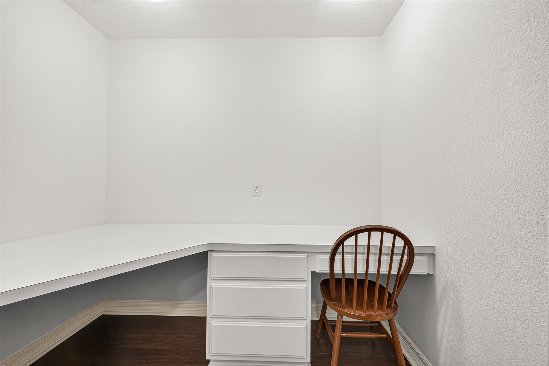 Second floor study nook perfect for homework or school projects.