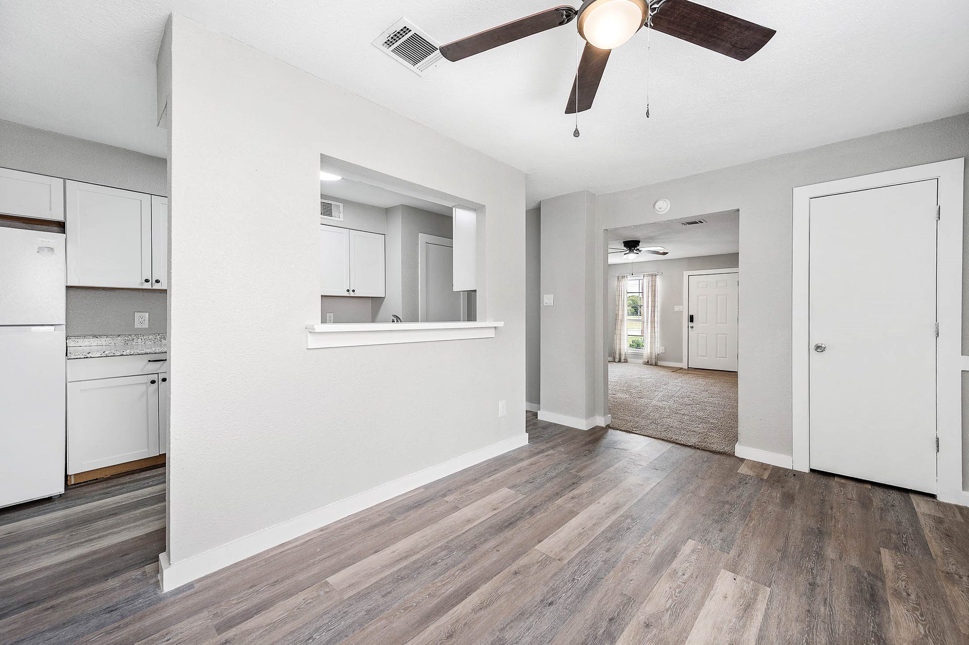 4618 W Orange Street, Pearland, TX 77581 4618 W Orange Street, Pearland, TX 77581