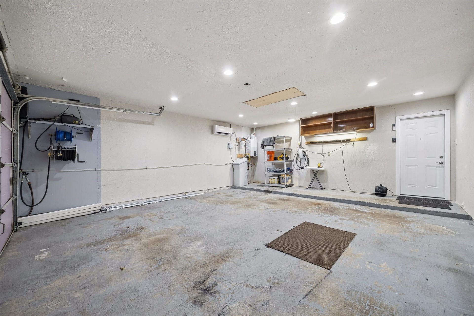 3911 Kitchen Hill Lane, Sugar Land, TX 77479 Enjoy the convenience of an attached garage with plenty of room for parking, storage, and everyday projects.