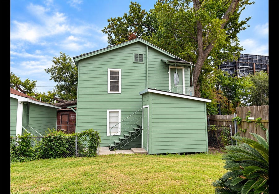 Property photo for 712 E 32nd B Street E, Houston, TX