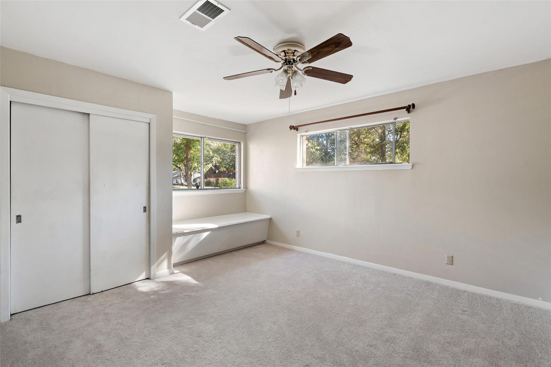 This home has two additional spacious bedrooms with picturesque windows and plenty of space.*Home was previously furnished. There is currently no furniture in the home.