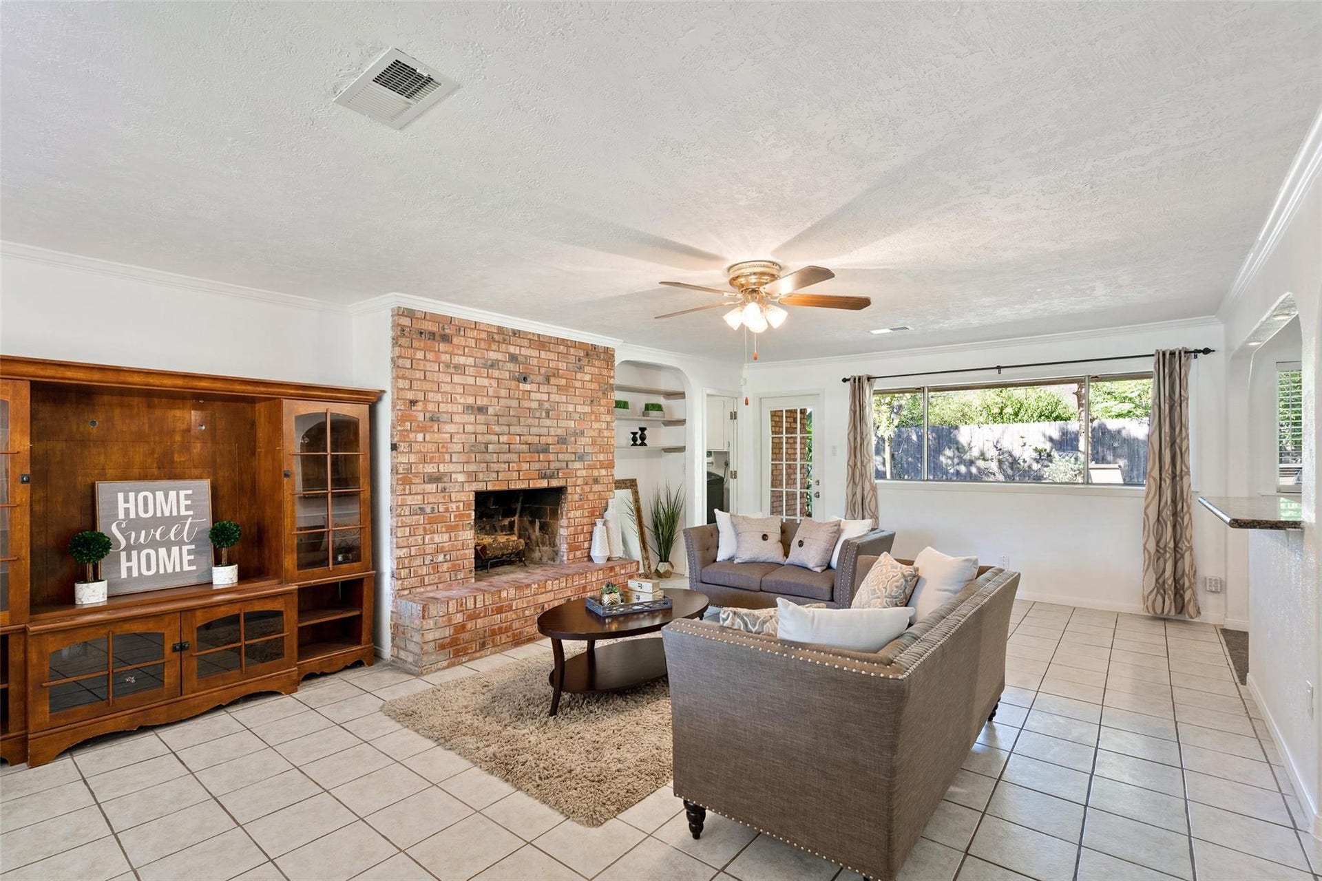 Welcome guests into your home with views of lush landscaping in the backyard and bright, fresh neutral paint.*Home was previously furnished. There is currently no furniture in the home.