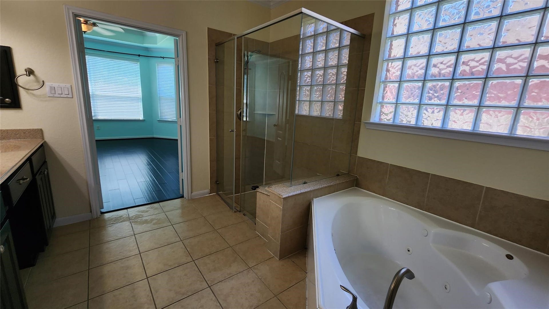 2318 Nashmor Drive, Sugar Land, TX 77479 2318 Nashmor Drive, Sugar Land, TX 77479