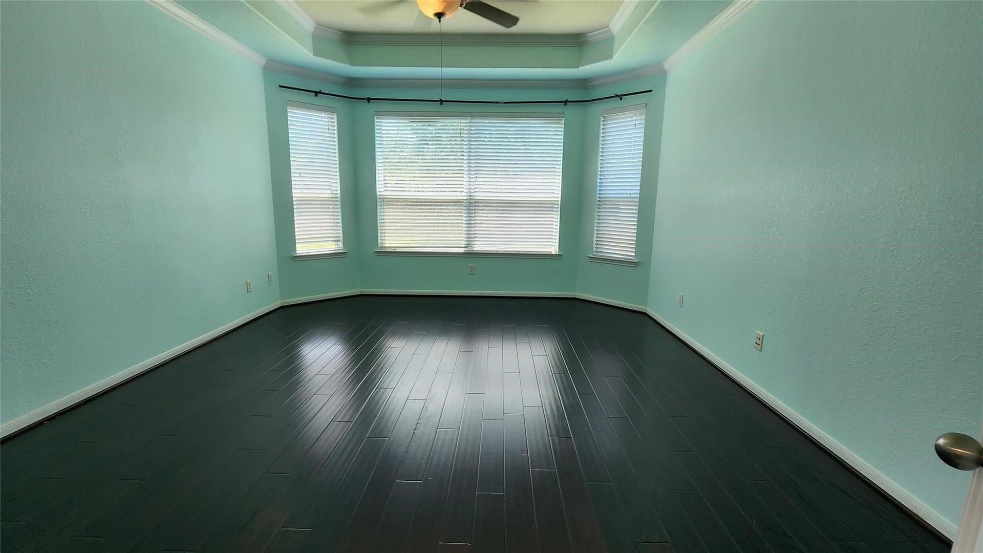 2318 Nashmor Drive, Sugar Land, TX 77479 2318 Nashmor Drive, Sugar Land, TX 77479