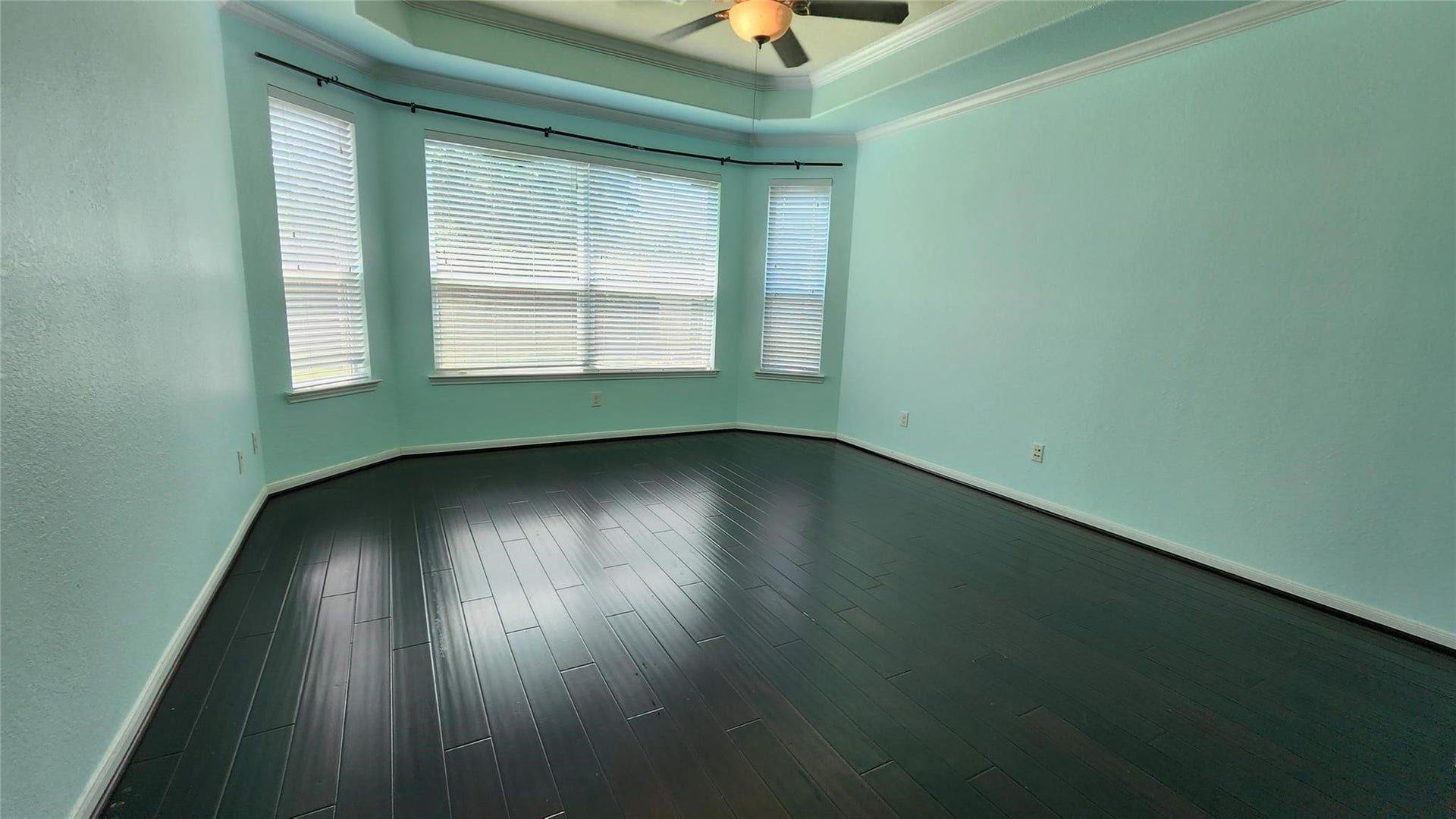 2318 Nashmor Drive, Sugar Land, TX 77479 2318 Nashmor Drive, Sugar Land, TX 77479