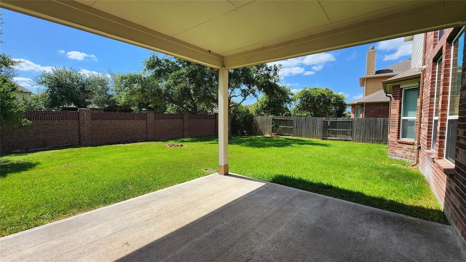 2318 Nashmor Drive, Sugar Land, TX 77479 2318 Nashmor Drive, Sugar Land, TX 77479