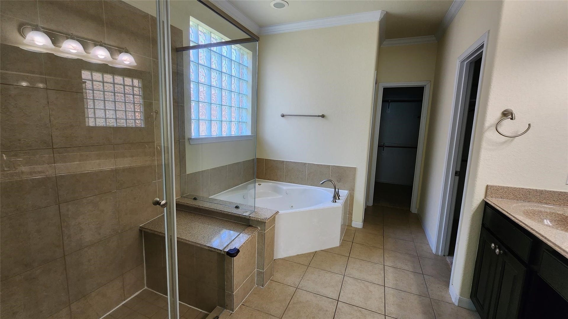 2318 Nashmor Drive, Sugar Land, TX 77479 2318 Nashmor Drive, Sugar Land, TX 77479