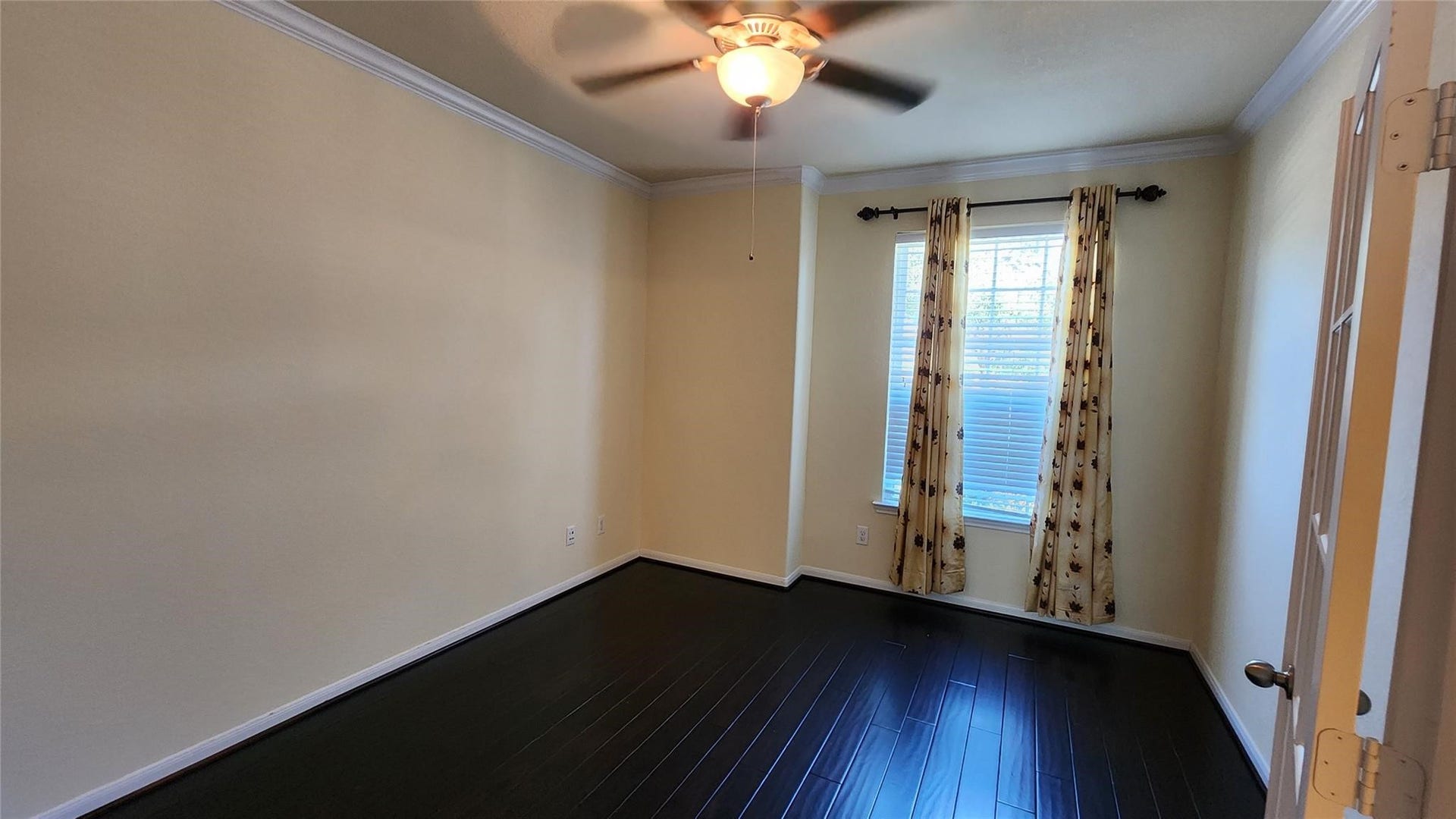 2318 Nashmor Drive, Sugar Land, TX 77479 2318 Nashmor Drive, Sugar Land, TX 77479
