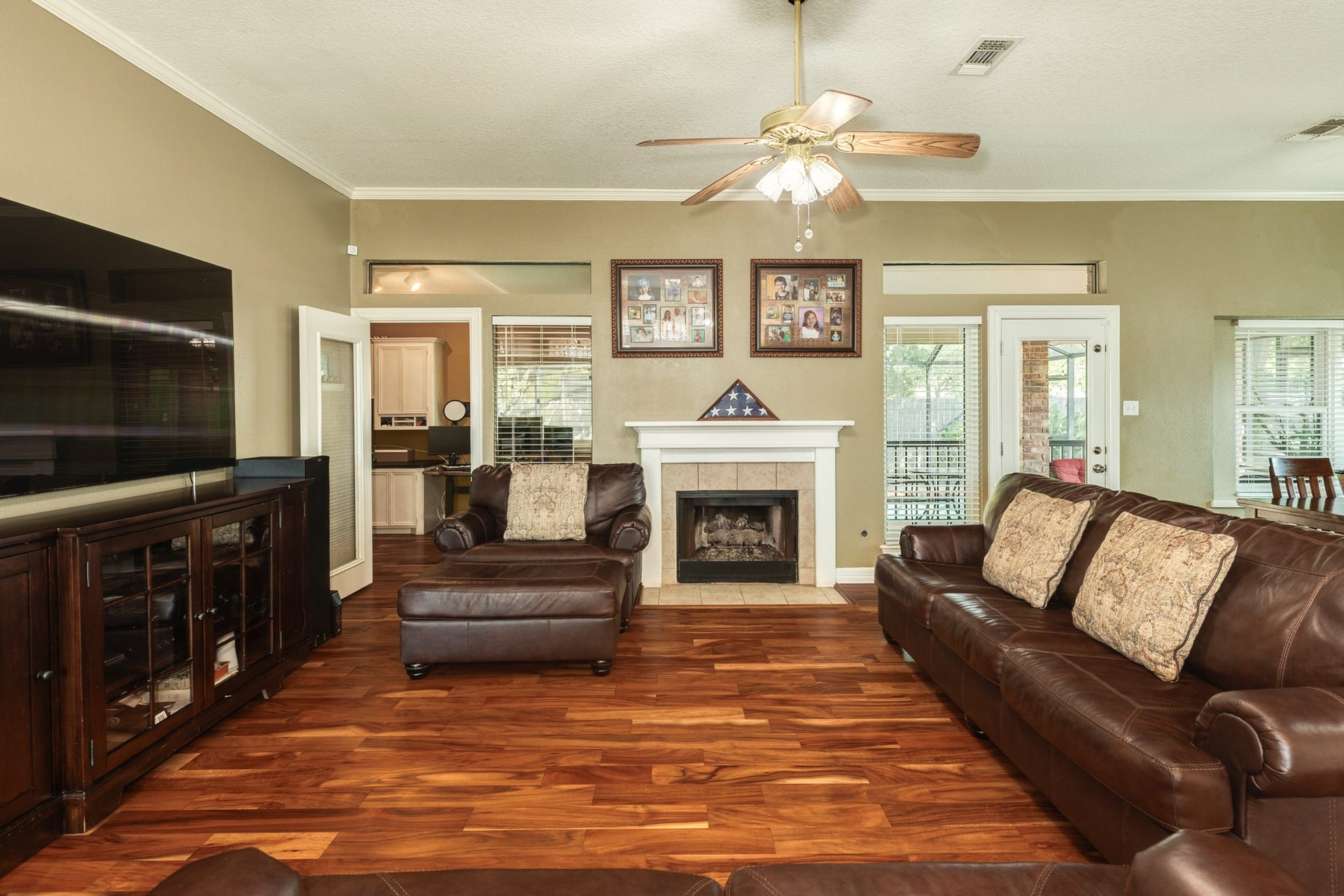 57 Peppermint Court, Lake Jackson, TX 77566 57 Peppermint Court, Lake Jackson, TX 77566
