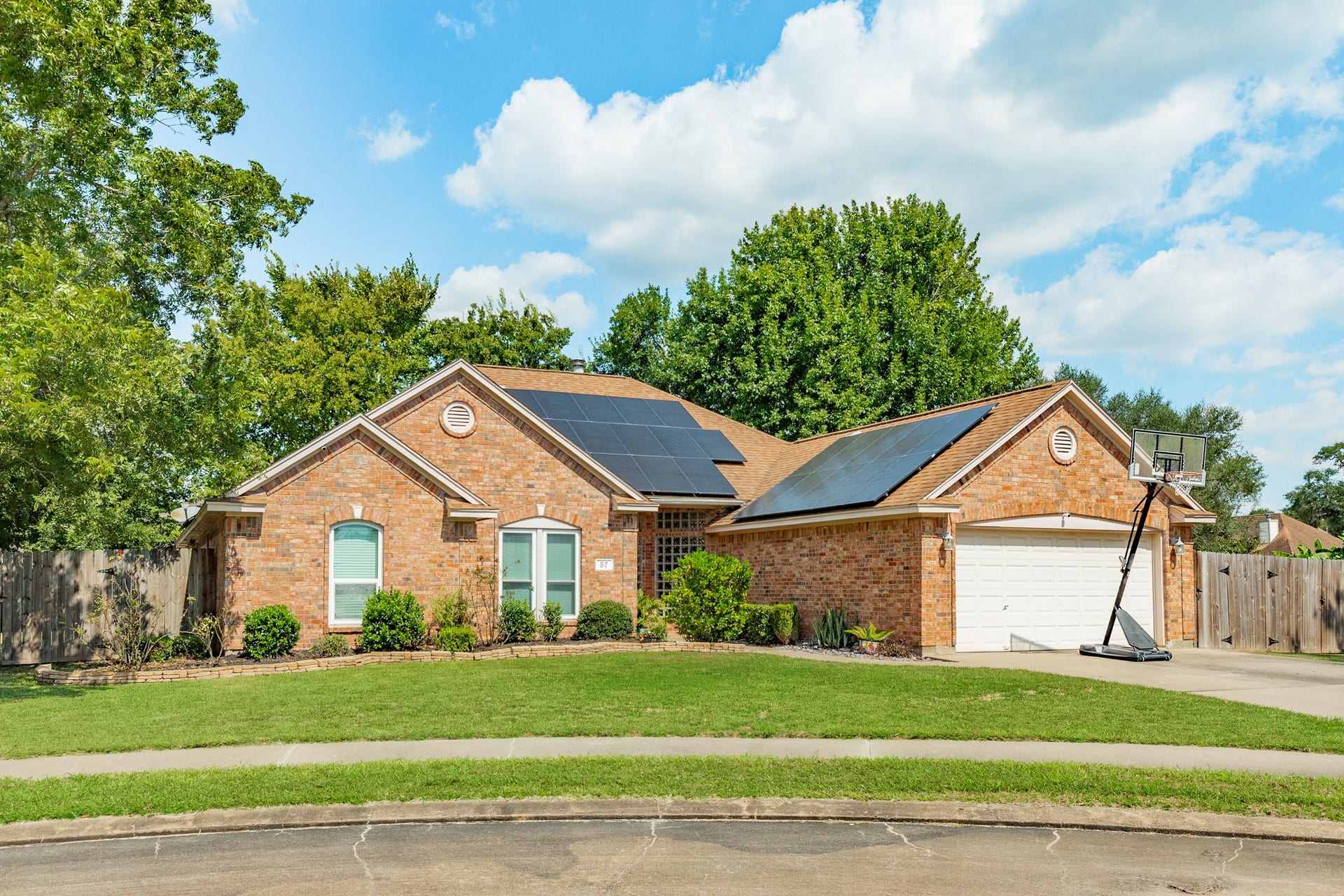 57 Peppermint Court, Lake Jackson, TX 77566 57 Peppermint Court, Lake Jackson, TX 77566