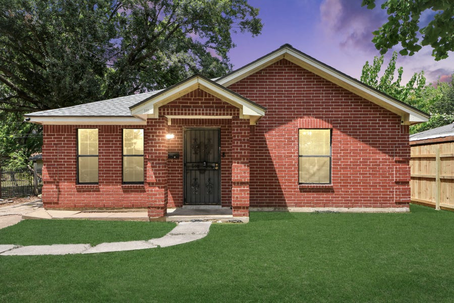 Property photo for 110 Denham Avenue, Pasadena, TX