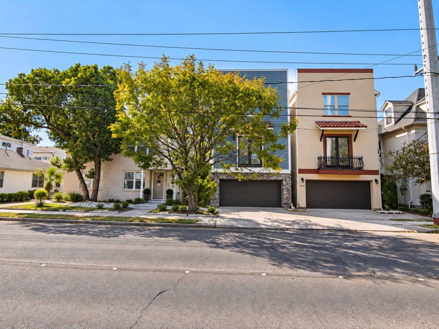 Property photo for 1716 Dunlavy Street, Houston, TX