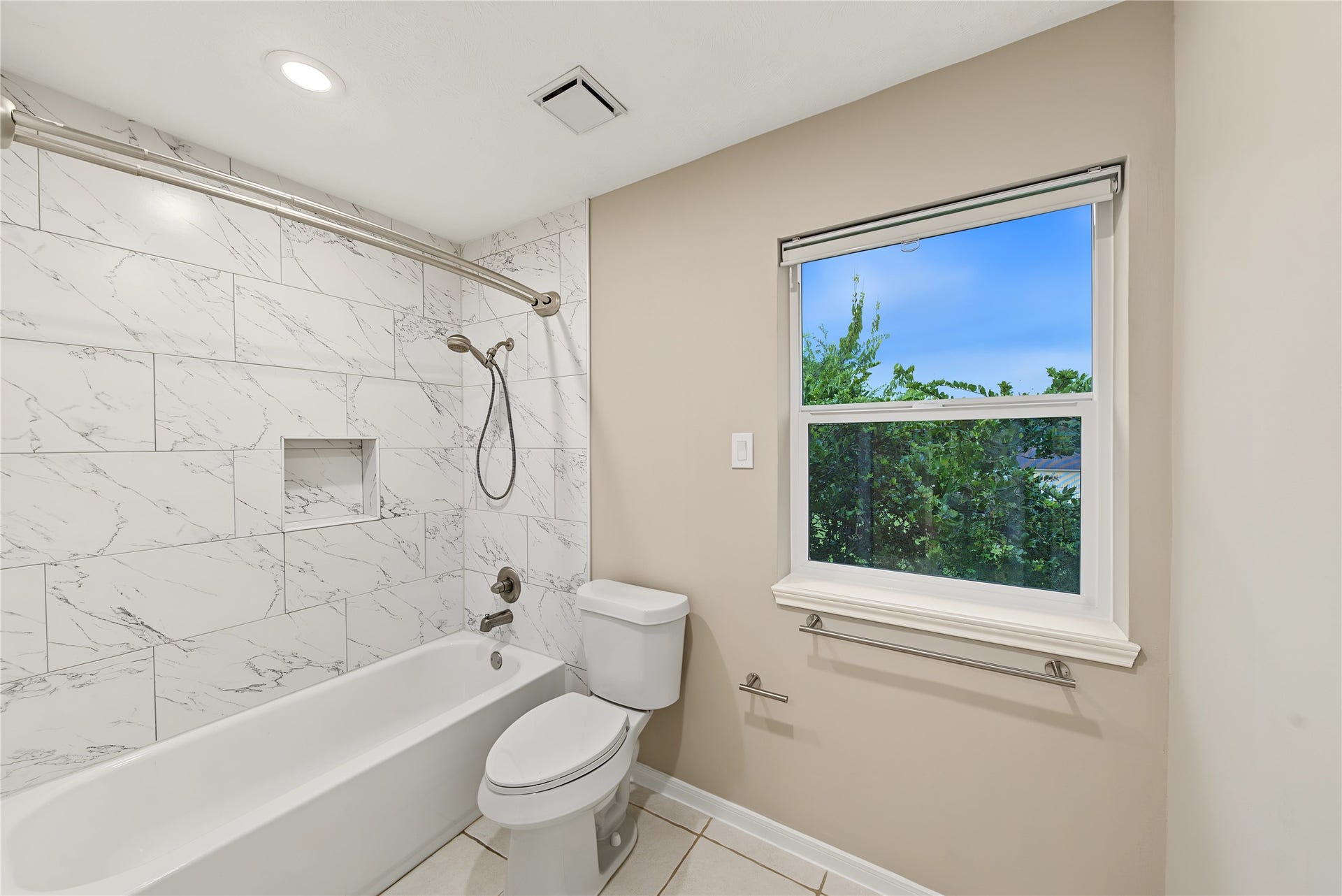 38 Penny Green Street, Sugar Land, TX 77479 38 Penny Green Street, Sugar Land, TX 77479