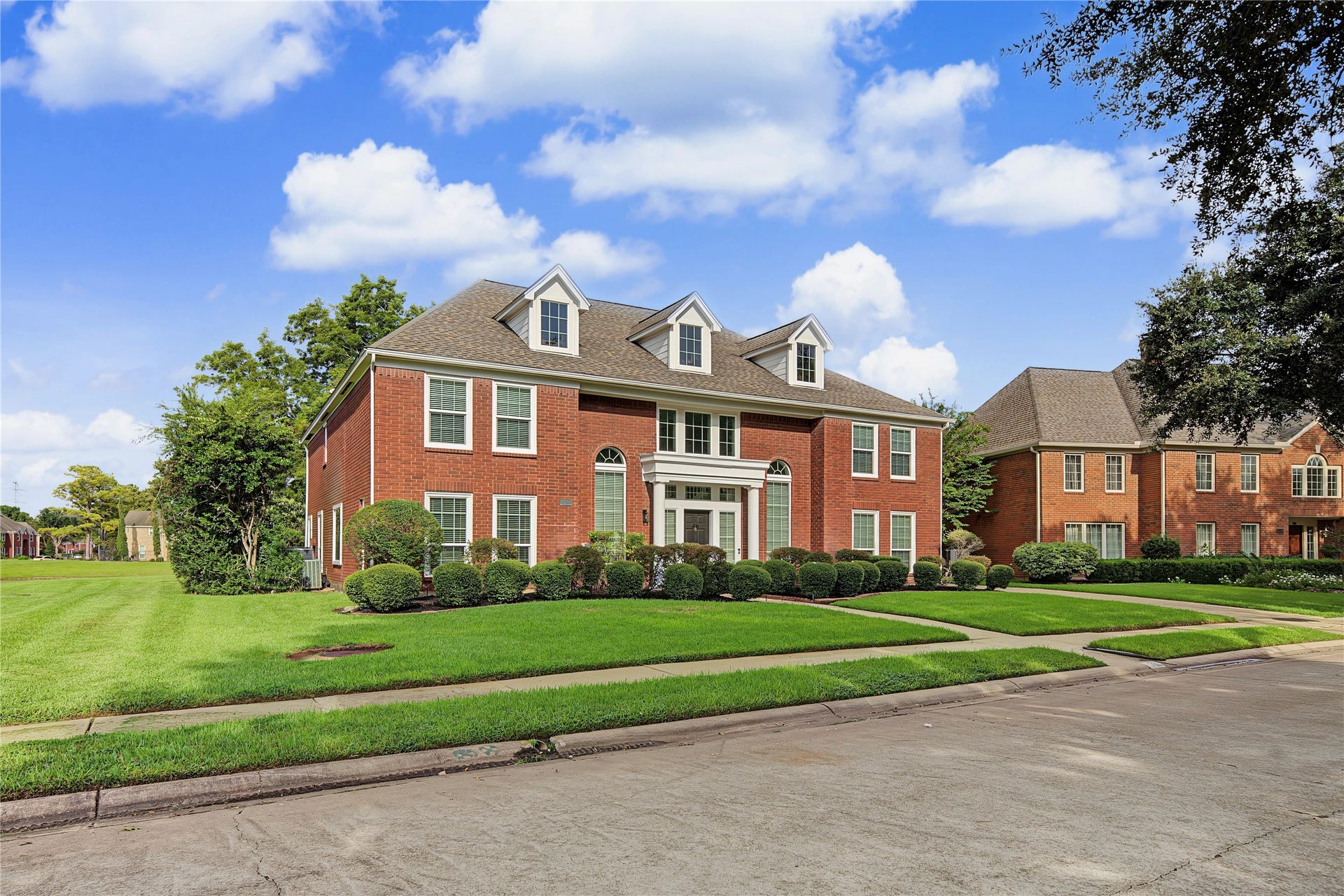 38 Penny Green Street, Sugar Land, TX 77479 38 Penny Green Street, Sugar Land, TX 77479