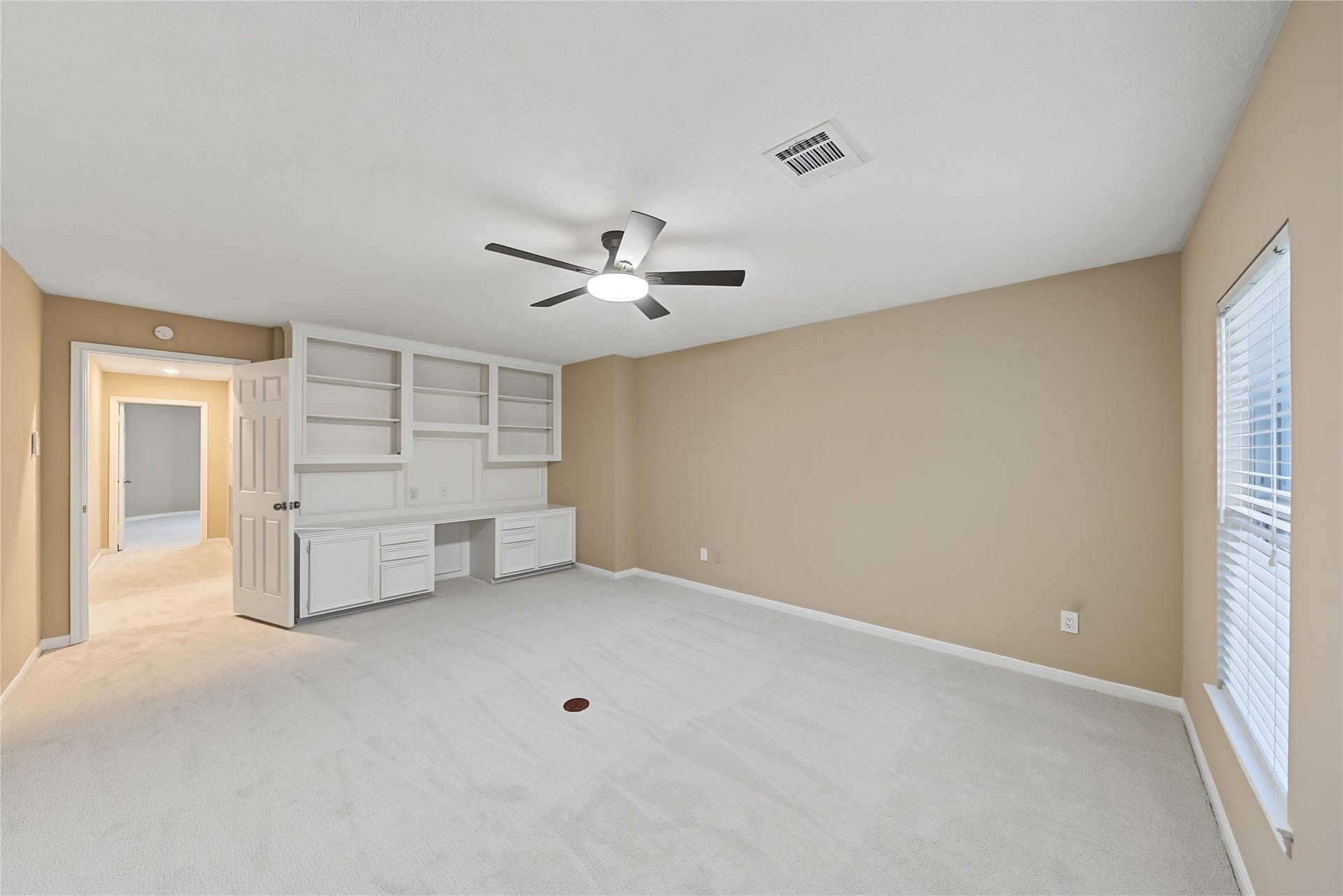 38 Penny Green Street, Sugar Land, TX 77479 38 Penny Green Street, Sugar Land, TX 77479