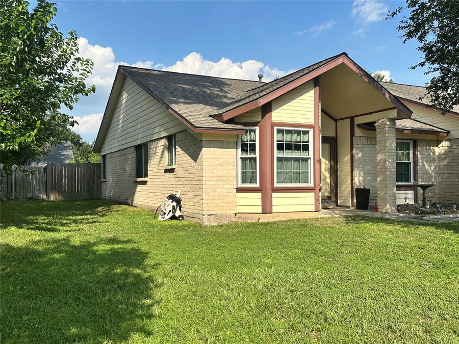 Property photo for 16314 N Cross Drive, Houston, TX