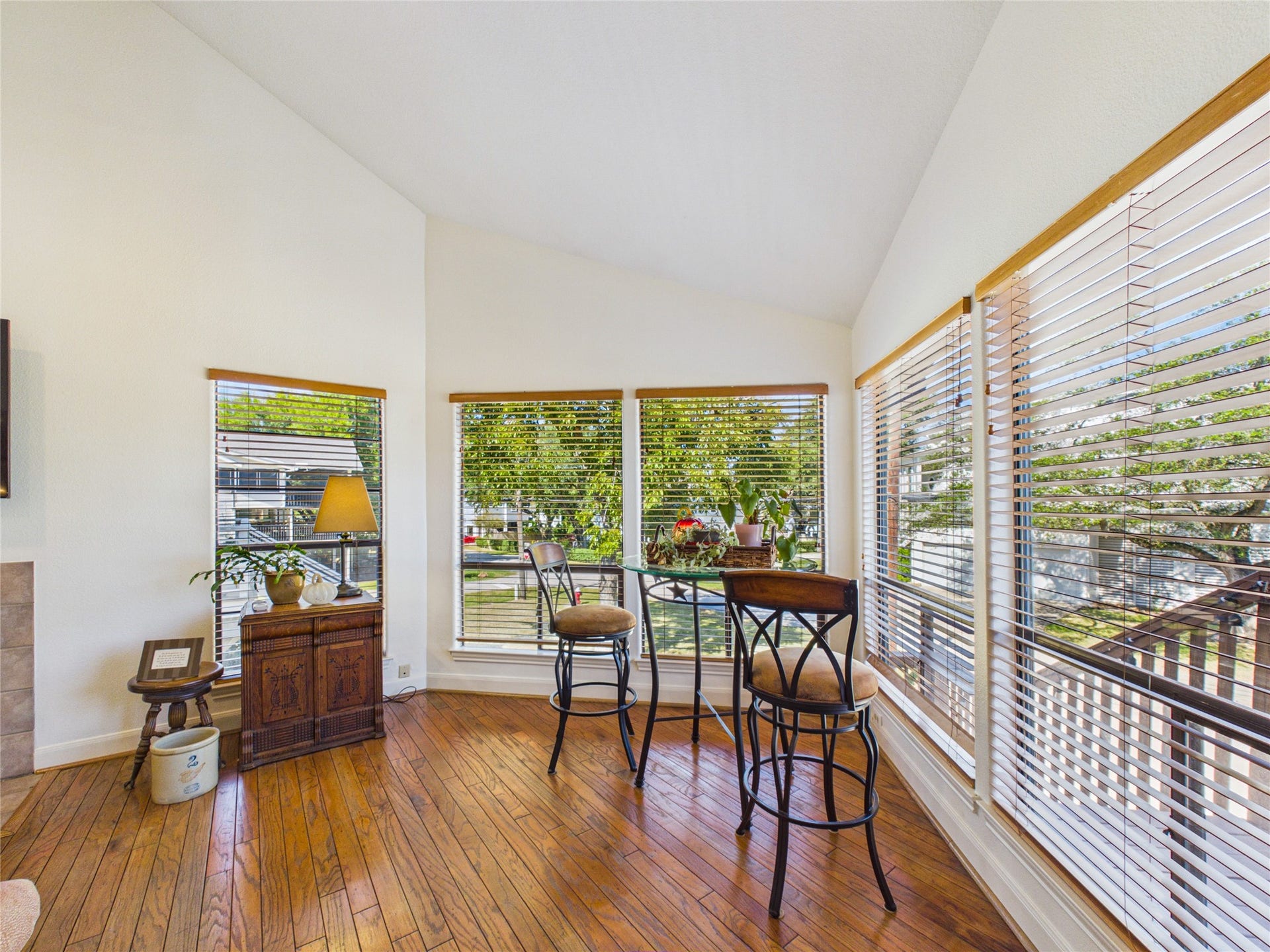 907 Juniper Road, Clear Lake Shores, TX 77565 907 Juniper Road, Clear Lake Shores, TX 77565