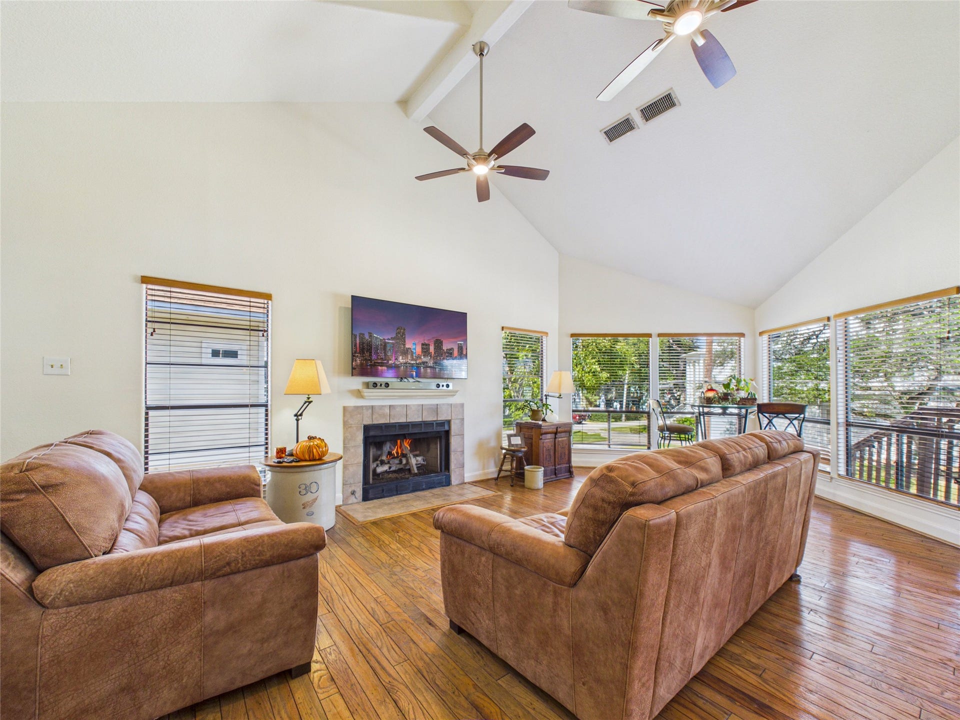 907 Juniper Road, Clear Lake Shores, TX 77565 907 Juniper Road, Clear Lake Shores, TX 77565
