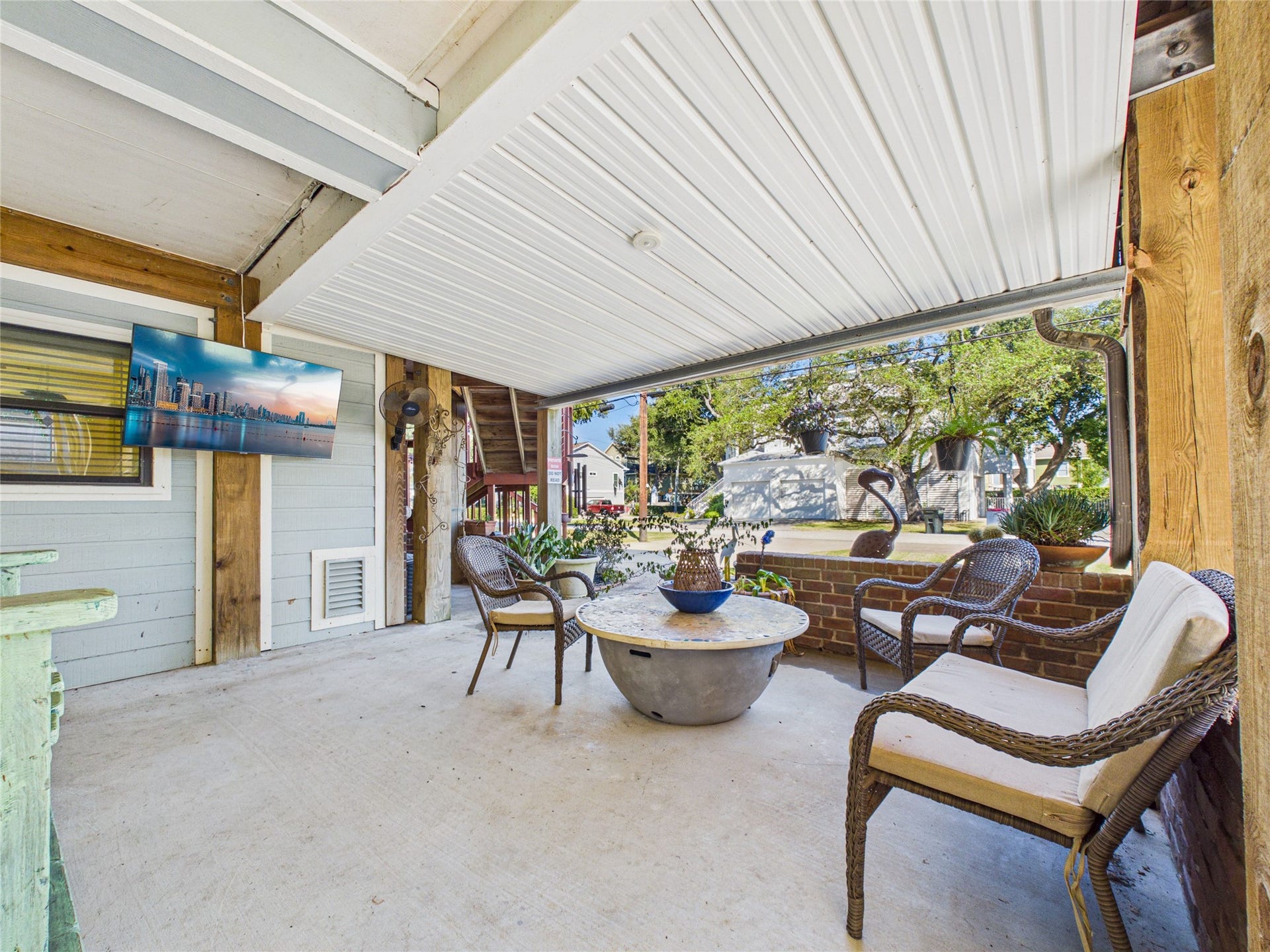 907 Juniper Road, Clear Lake Shores, TX 77565 907 Juniper Road, Clear Lake Shores, TX 77565
