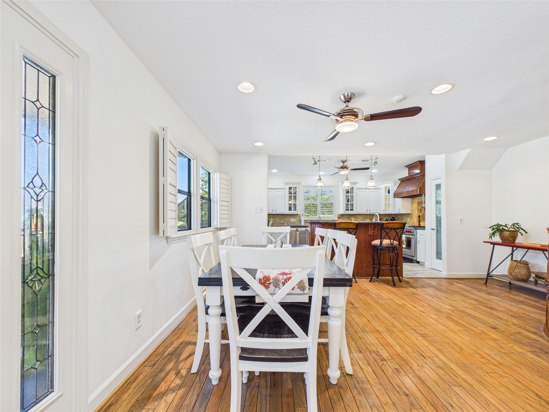 907 Juniper Road, Clear Lake Shores, TX 77565 907 Juniper Road, Clear Lake Shores, TX 77565