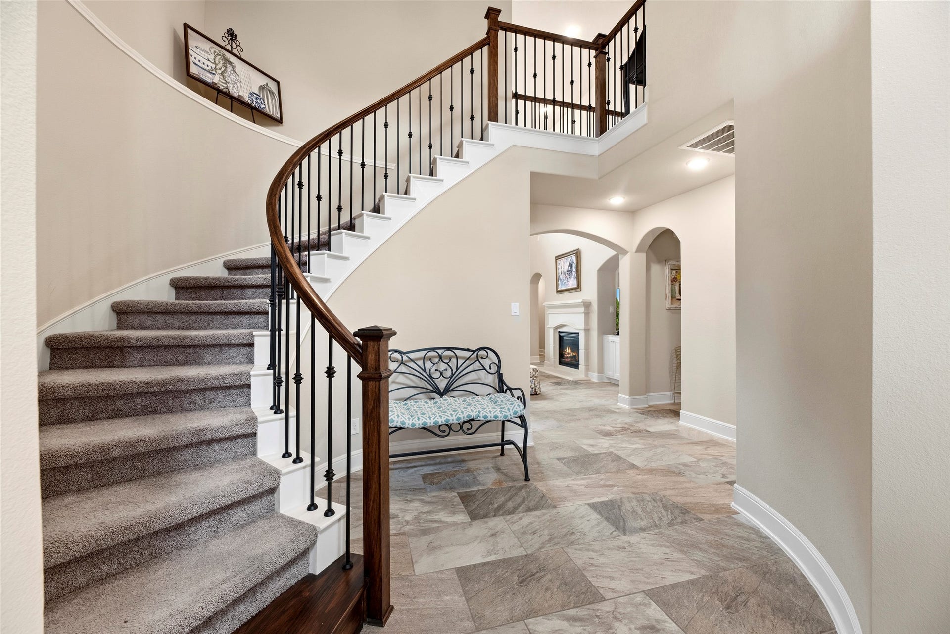 22826 Burton Grove Road, Richmond, TX 77469 The two story entry/foyer.