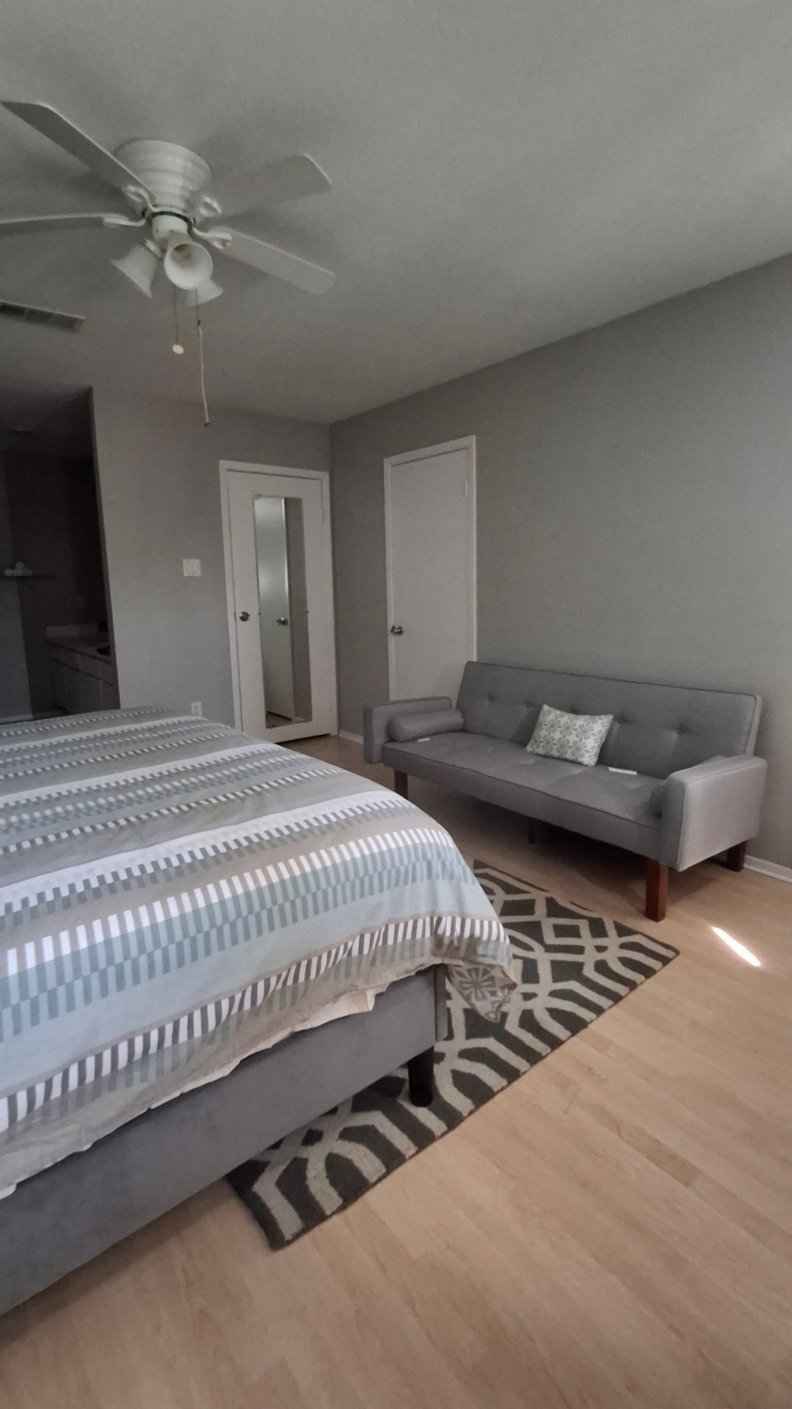 10609 Sandpiper Drive, #124, Houston, TX 77096