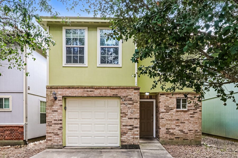 Property photo for 4939 S Cancun Drive, Houston, TX