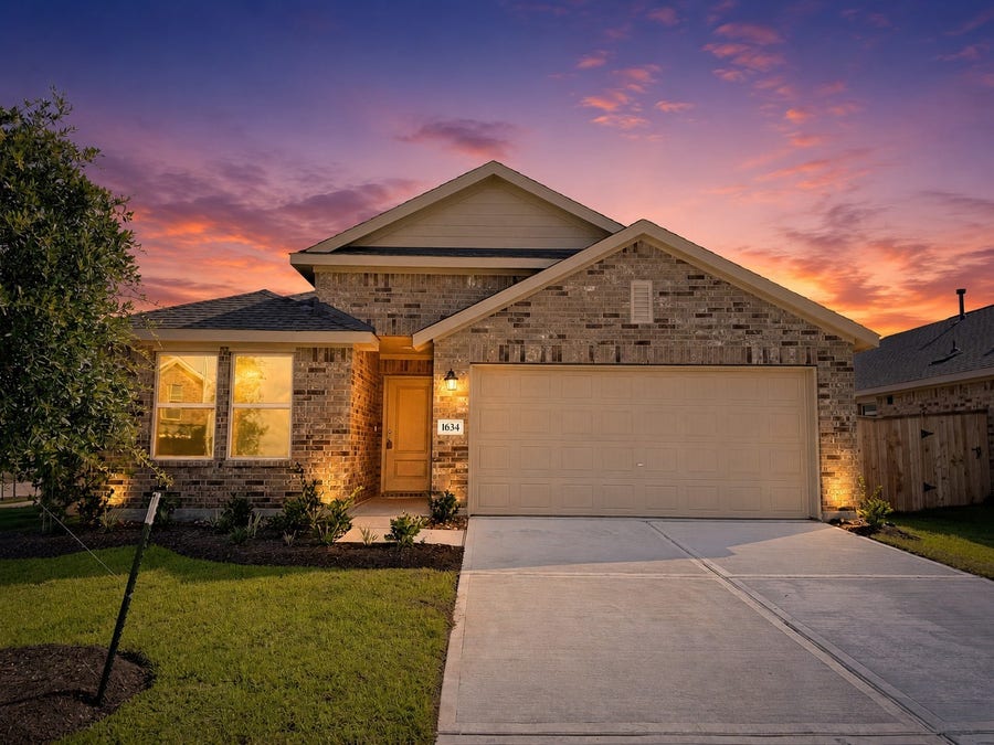 Property photo for 1634 Blue Cypress Drive, Rosenberg, TX