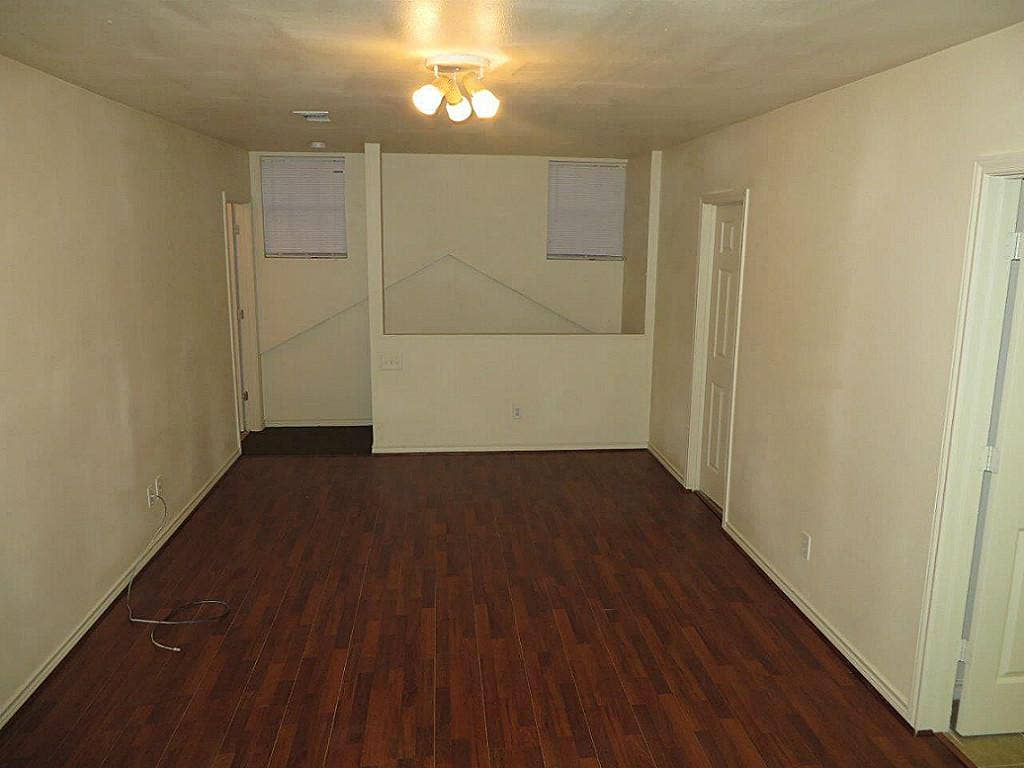 2492 Southline Road, Conroe, TX 77384 Bedroom up (view from far wall back to stairs)