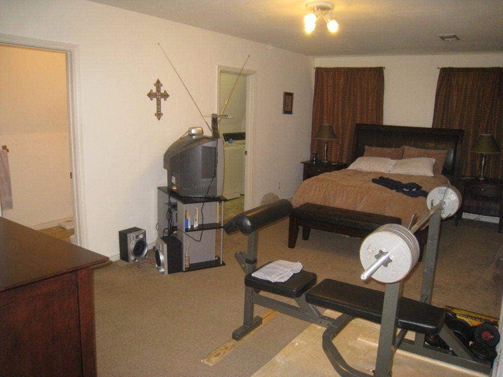 2492 Southline Road, Conroe, TX 77384 Bedroom (possible furniture placement)