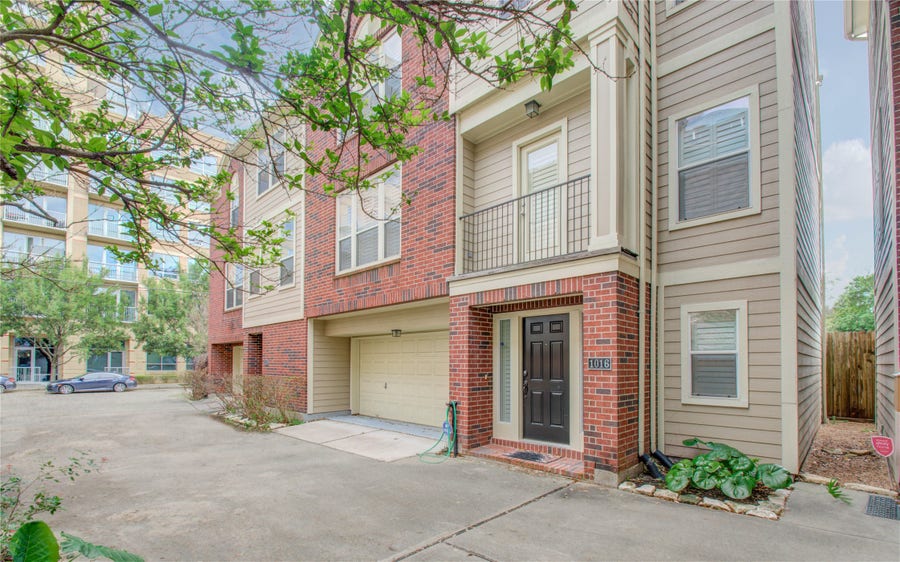 Property photo for 1016 Rochow Street, Houston, TX