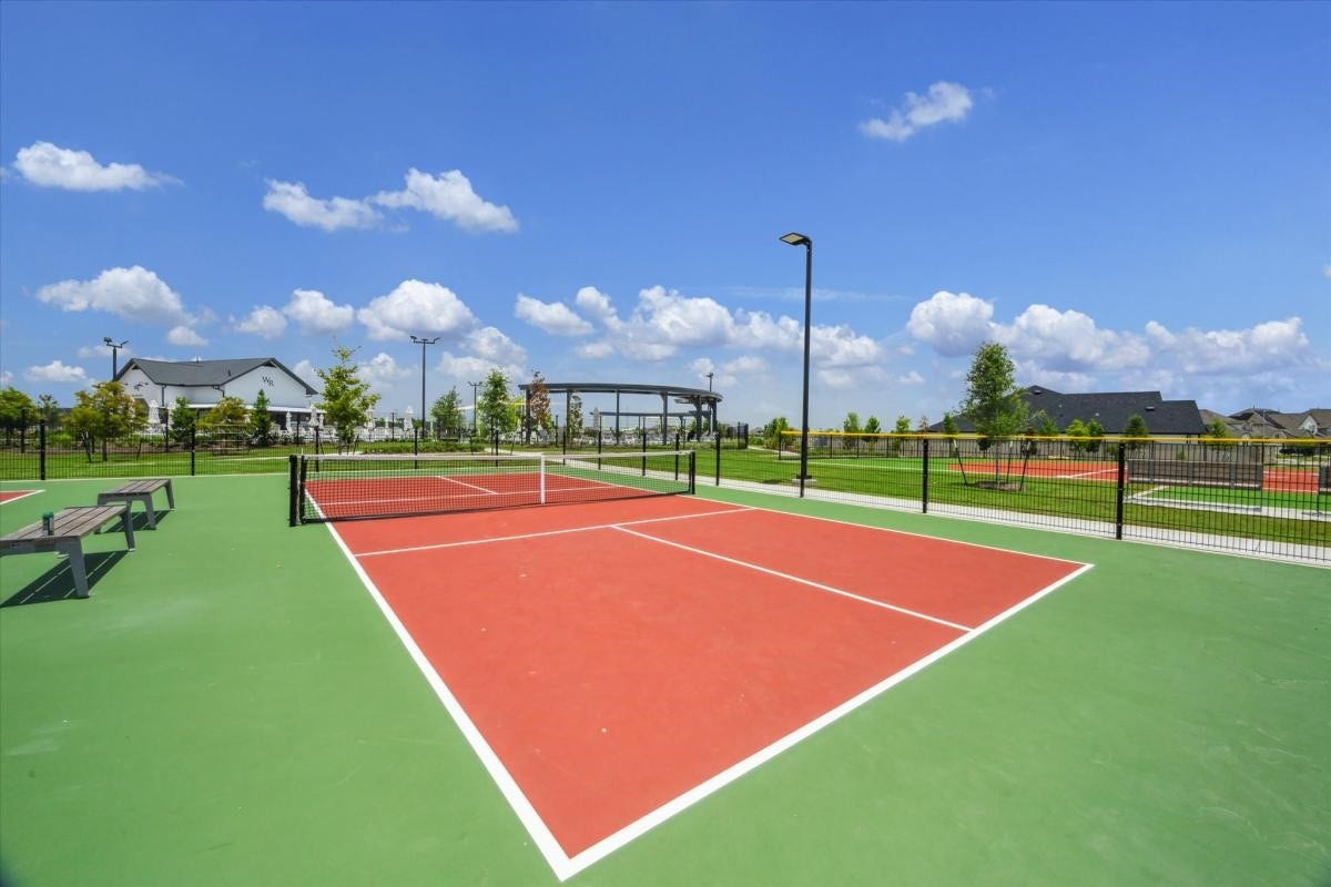 3311 Wickfield Pass, League City, TX 77573 3311 Wickfield Pass, League City, TX 77573