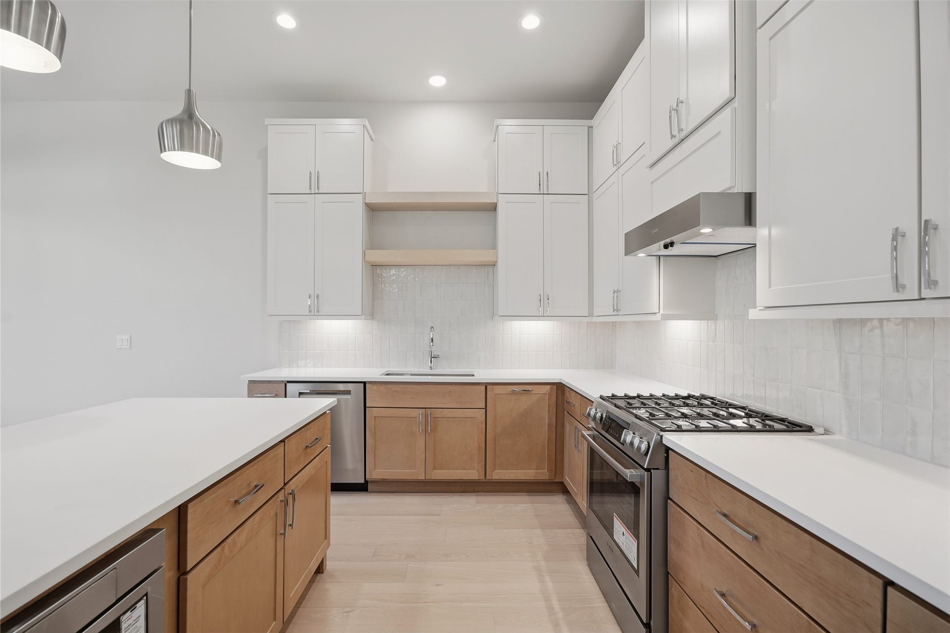 1714 Sedola Lane, Houston, TX 77055 1714 Sedola Lane, Houston, TX 77055