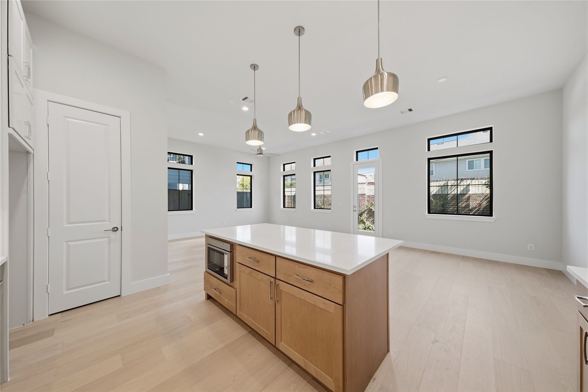 1714 Sedola Lane, Houston, TX 77055 1714 Sedola Lane, Houston, TX 77055