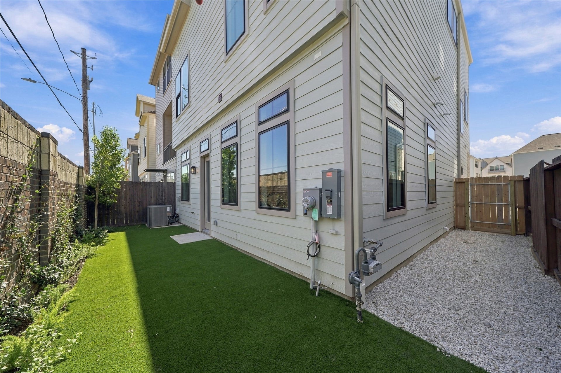 1714 Sedola Lane, Houston, TX 77055 1714 Sedola Lane, Houston, TX 77055