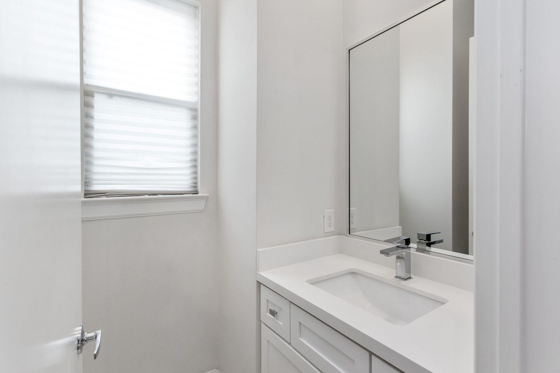 348 Eado Park Circle, Houston, TX 77020 348 Eado Park Circle, Houston, TX 77020