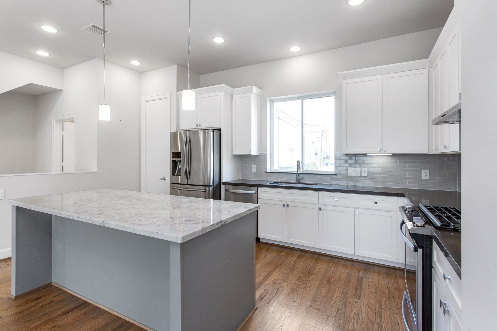 348 Eado Park Circle, Houston, TX 77020 348 Eado Park Circle, Houston, TX 77020