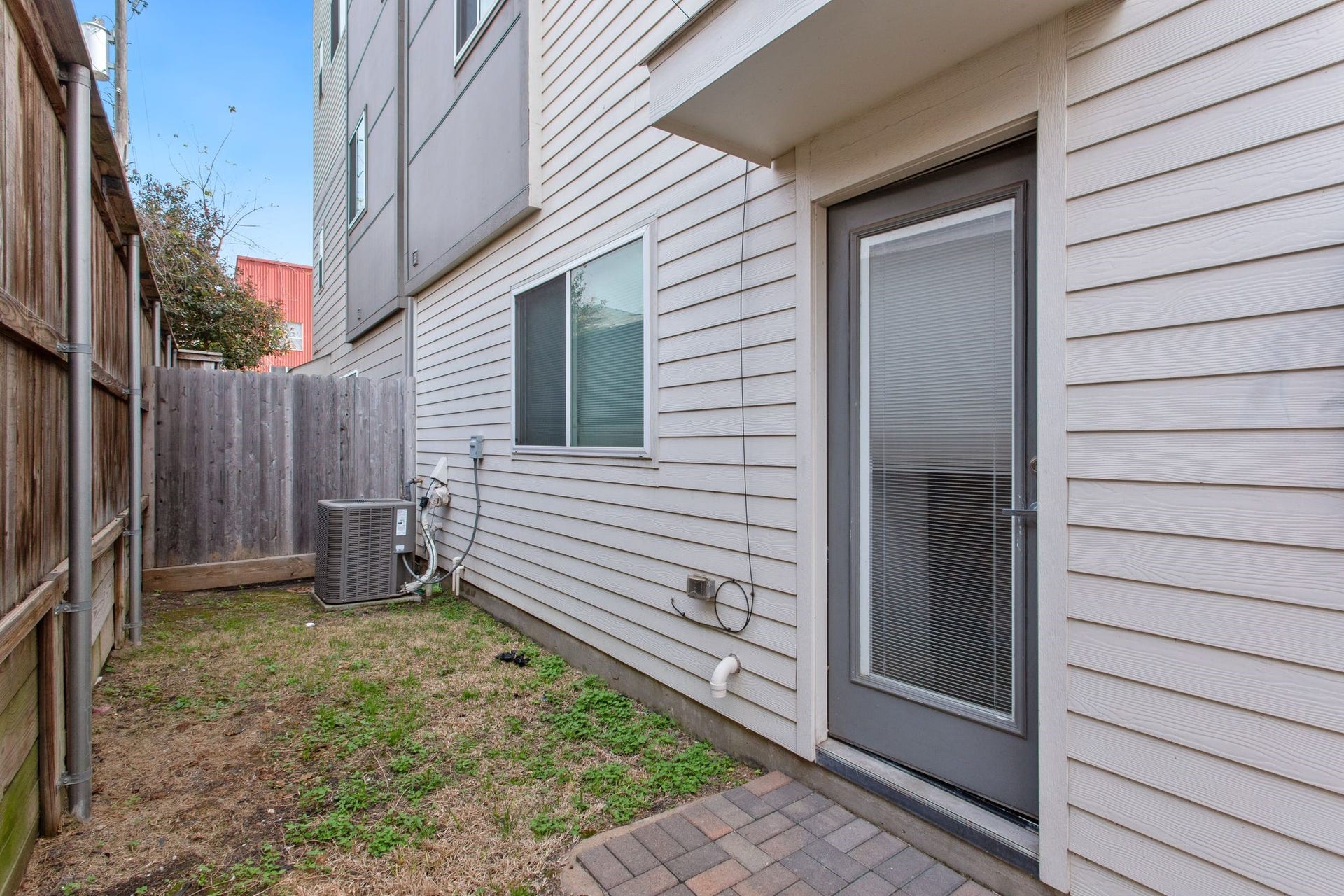348 Eado Park Circle, Houston, TX 77020 348 Eado Park Circle, Houston, TX 77020