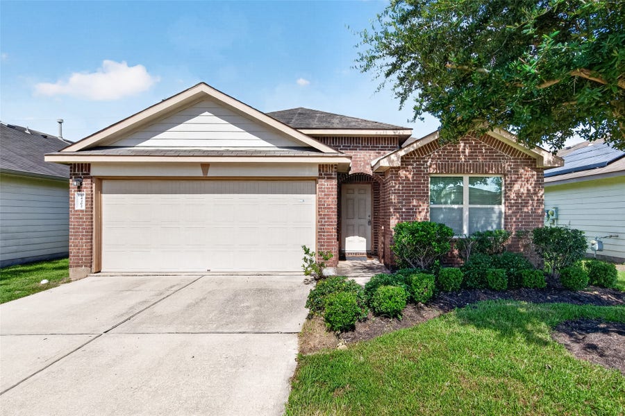 Property photo for 14302 Brunswick Place Drive, Houston, TX