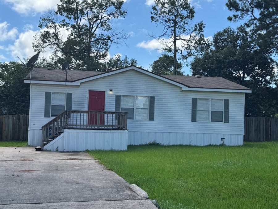 Property photo for 16415 Tamra Court, Conroe, TX