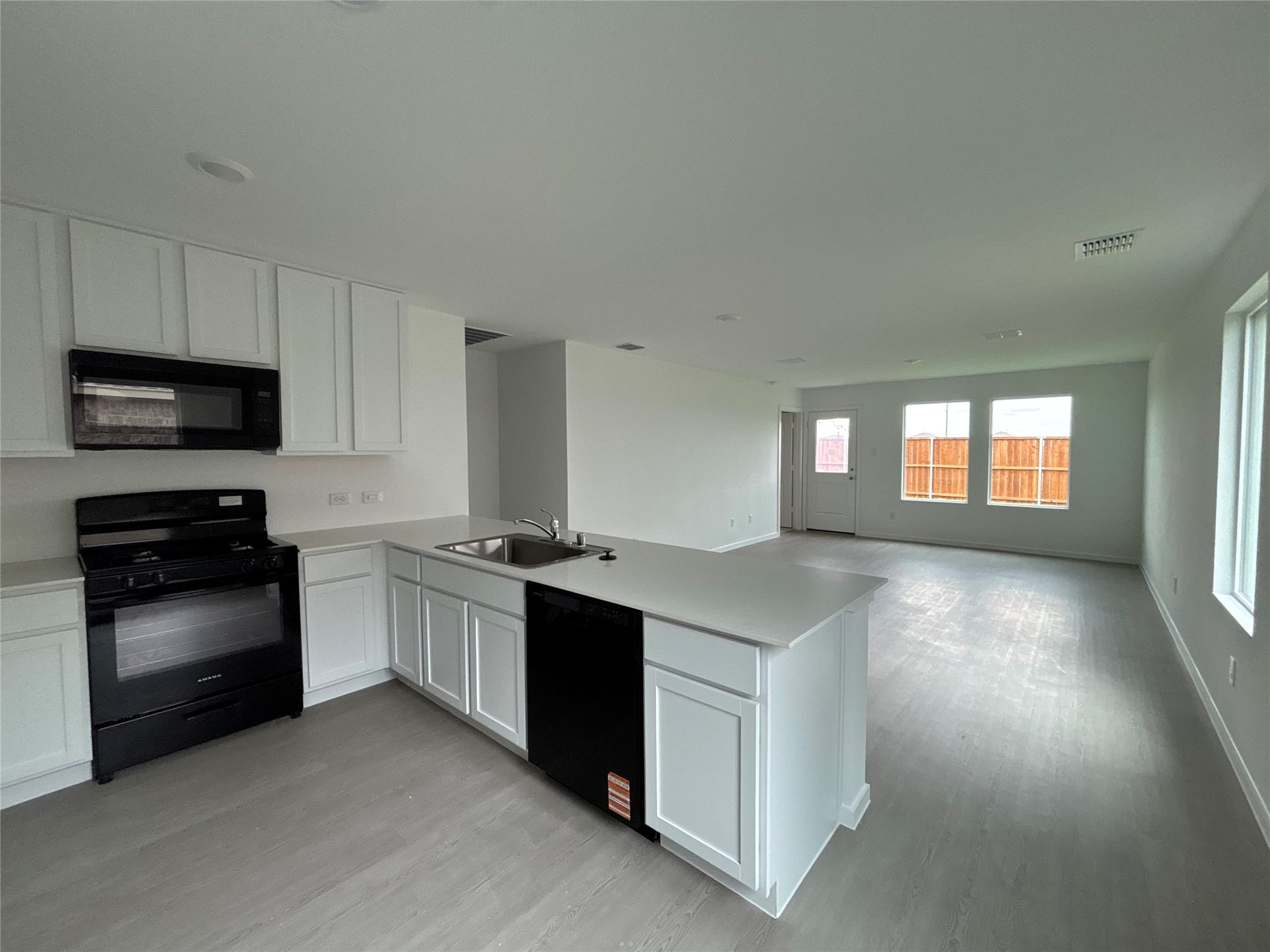 1931 West Stroker Road, Crosby, TX 77532 1931 West Stroker Road, Crosby, TX 77532