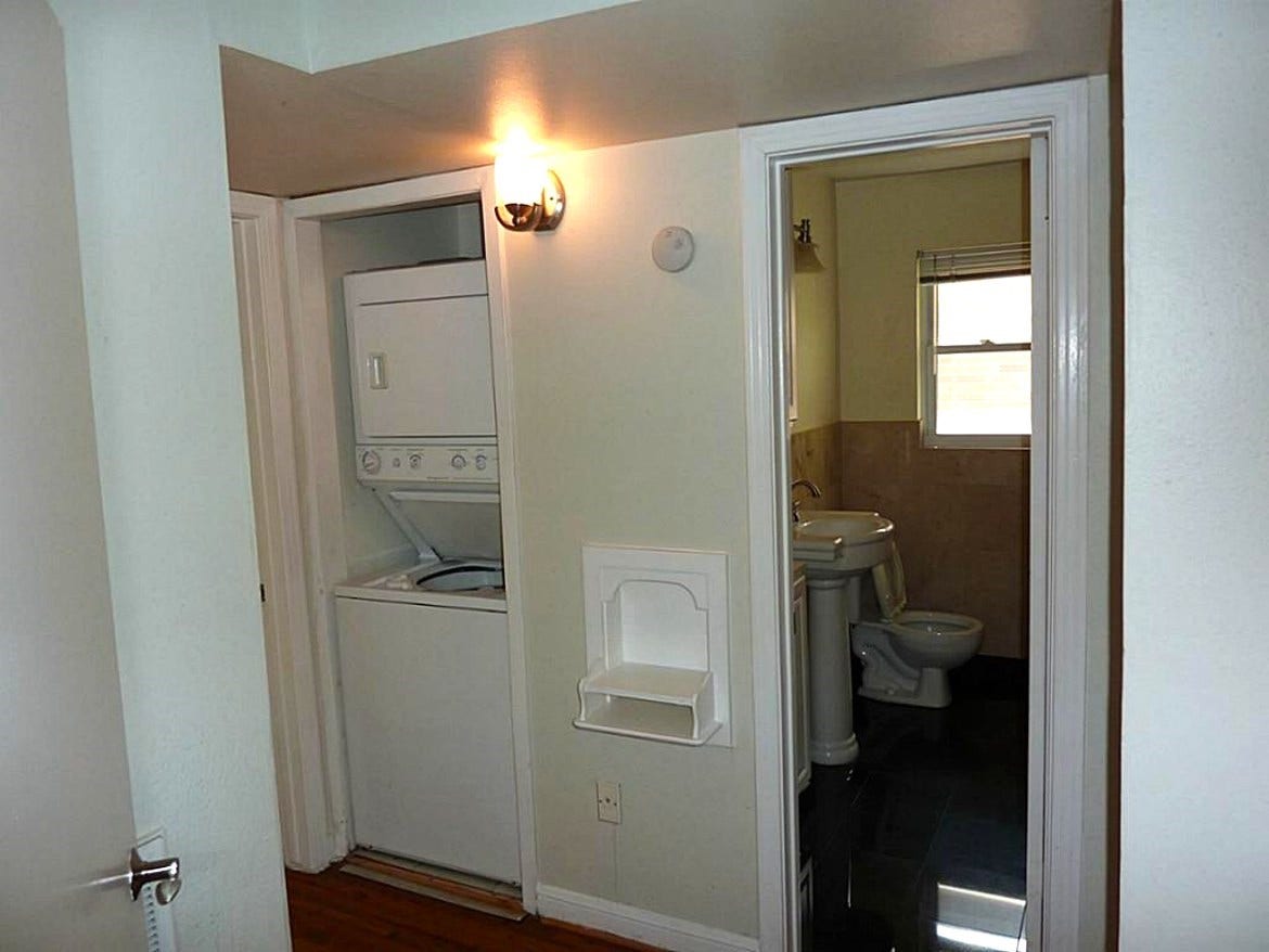 2403 Watts Street, #4, Houston, TX 77030 Washer Dryer