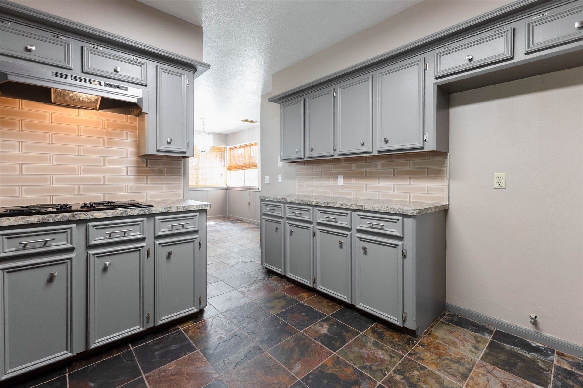 4003 Ash Hollow Drive, Houston, TX 77082
