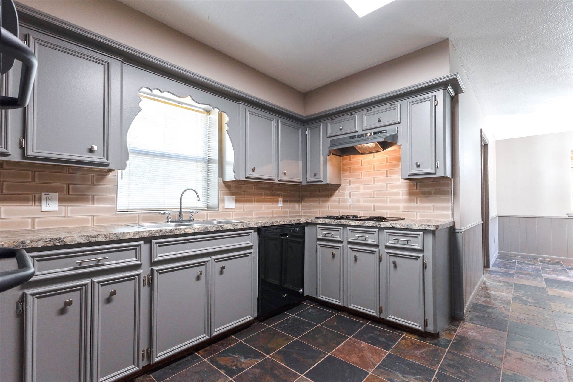 4003 Ash Hollow Drive, Houston, TX 77082