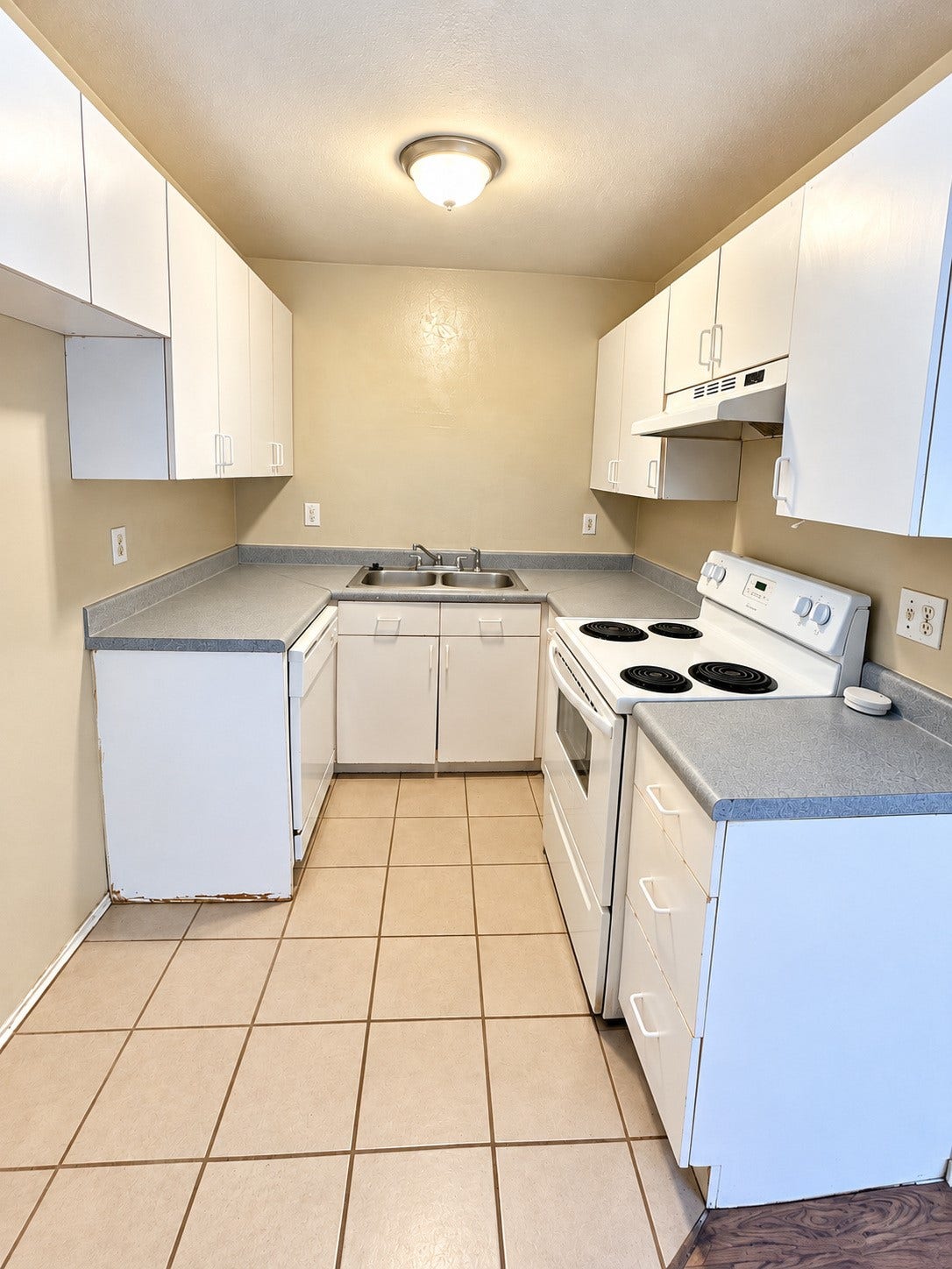 4714 Oleander Street, #D, Bacliff, TX 77518 Another view of the kitchen