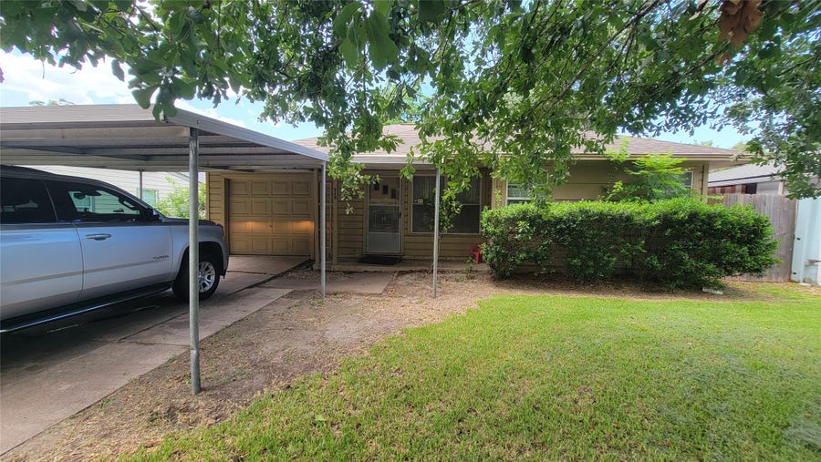 Property photo for 713 Missouri Street, South Houston, TX