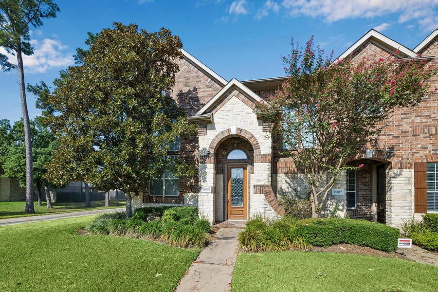 Property photo for 16003 Powder Springs Lane, Houston, TX