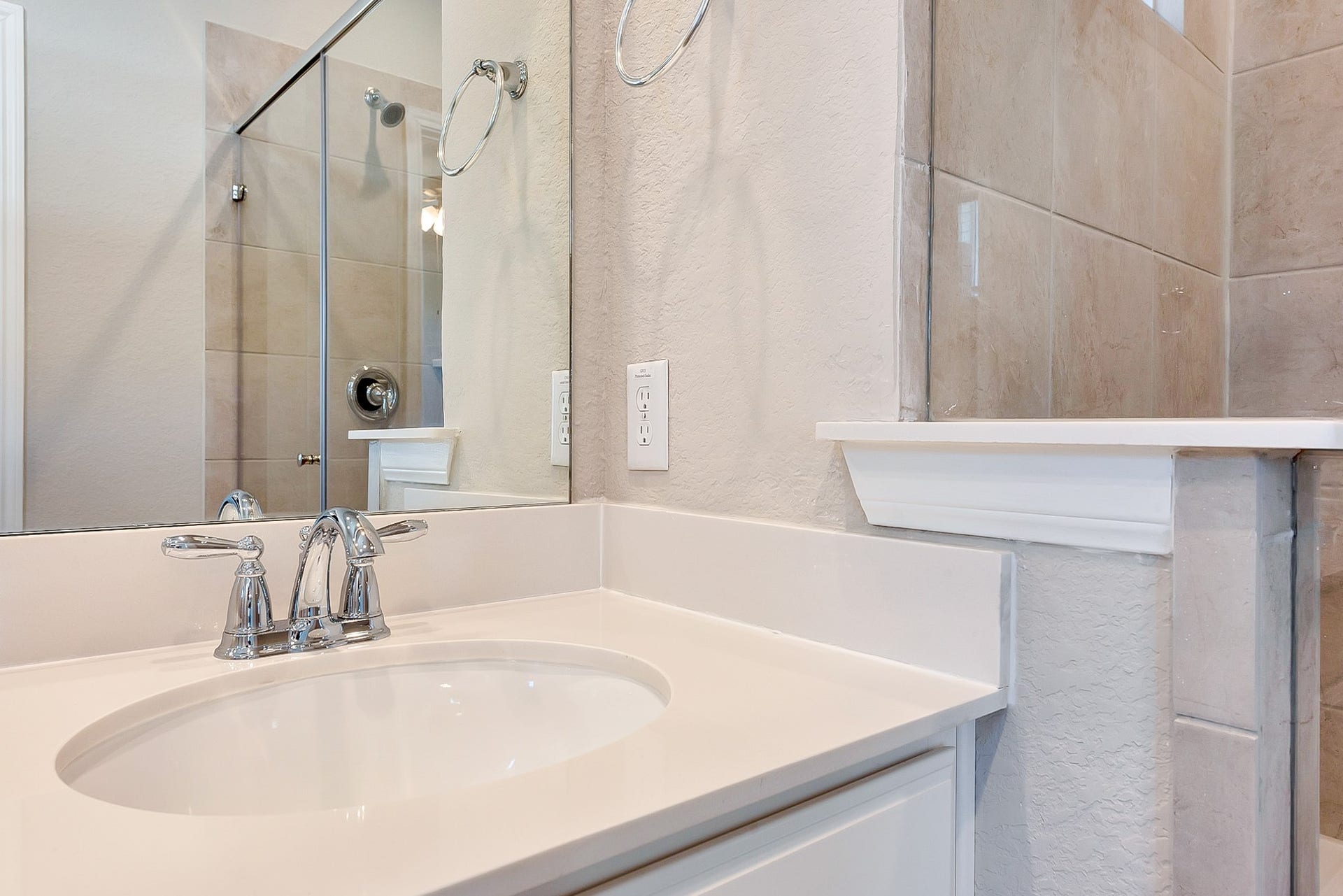 9814 Magnolia Village Lane, Houston, TX 77080 9814 Magnolia Village Lane, Houston, TX 77080