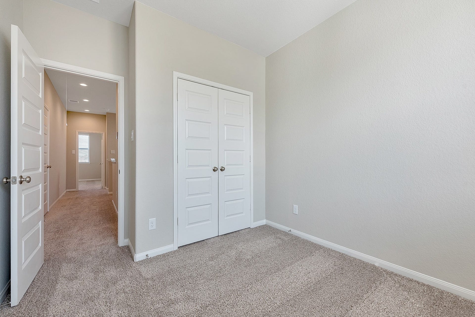 9814 Magnolia Village Lane, Houston, TX 77080 9814 Magnolia Village Lane, Houston, TX 77080