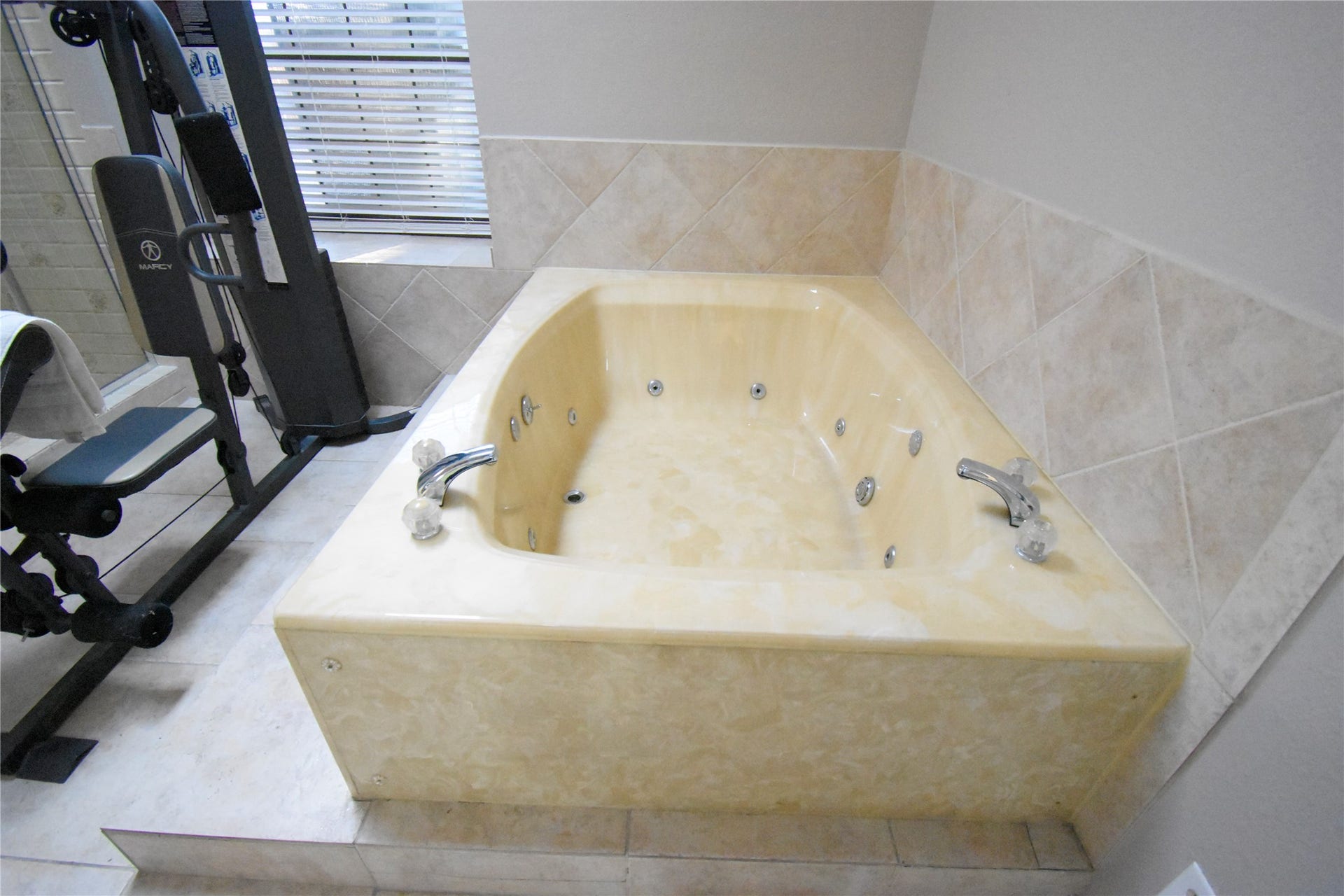 14302 Foxford Way, Houston, TX 77015 14302 Foxford Way, Houston, TX 77015